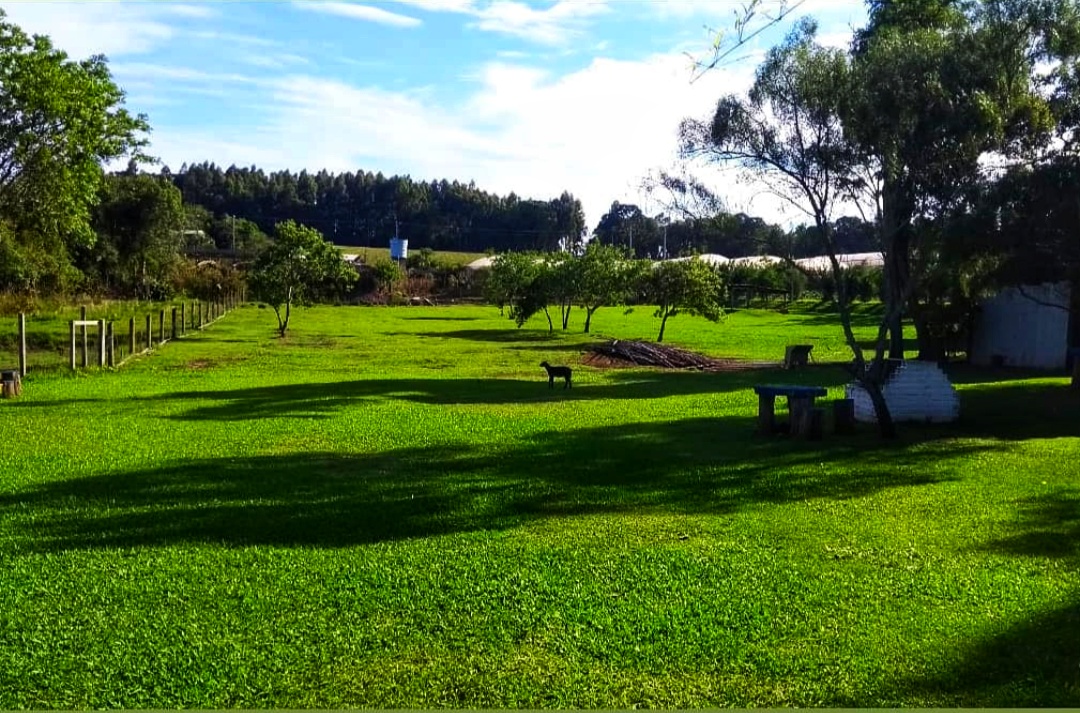 Área verde do Camping e Pousada Salto São João